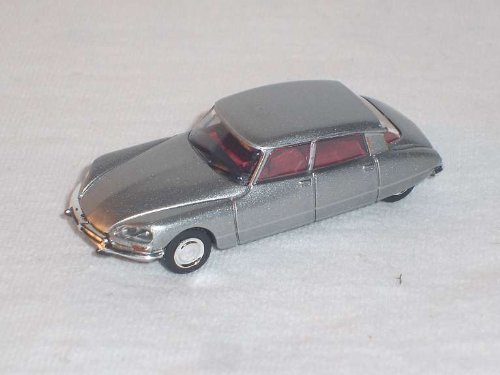 CITROEN DS23 DS 23 LIMOUSINE SILBER