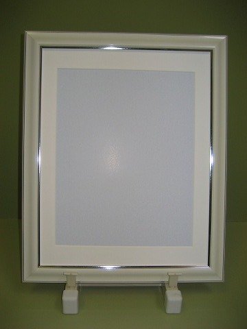 額縁立て（木目・白）中