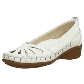 Click here to buy Spring Step Women's Lila Loafer by Spring Step.
