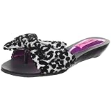 Betsey Johnson Womens Carlieee Sandal