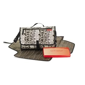 Skip Hop Pronto Mini Changer, Willow CharcoalSkip Hop Pronto Diaper Changer Kit