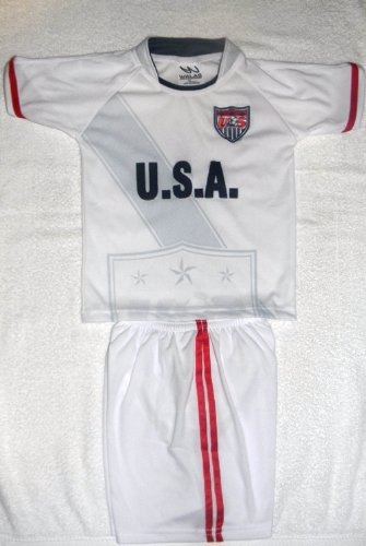 USA SOCCER KIDS SETS JERSEY & SHORT SIZE 4 .NEW