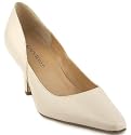 Karen Scott Women's Classic Pumps