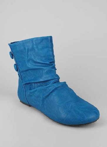Crinkled Button Trim Ankle Boot