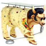 Elvis Kuh mit Mikrofon und Glastisch Gartendeko