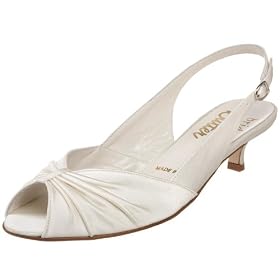 Bridal by Butter Womens Flamingo Kitten-Heel Pump