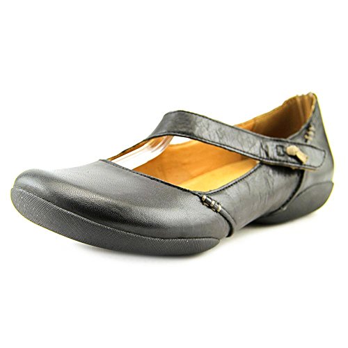 Clarks Women's Felicia Plum Flat