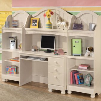 Market Square Cannonsburg Desk with Hutch And Bookcases