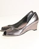 Metallic wedge