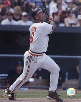 Melvin Mora (Baltimore Orioles) autographed 8x10 Photo