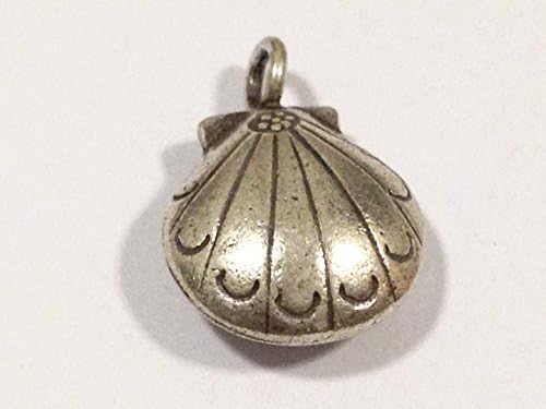 Karen Hill Tribe Silver Shell Charm, 15 mm. Weight: 2.30 Grams.