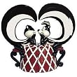 13895 Pepe Le Pew & Penelope Looney Toons Heart Salt and Pepper Shaker Set
