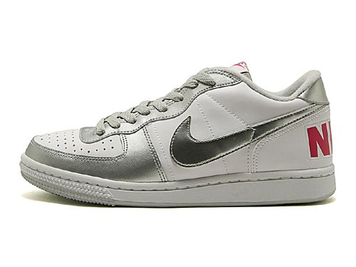 Cover image : NIKE(ナイキ) TERMINATOR LOW (GS BOYS)(ターミネーターLOW(GSBOYS)) 318282 102 ホワイト/シルバー