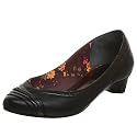 Nina Dolls Women's Runaround Pump