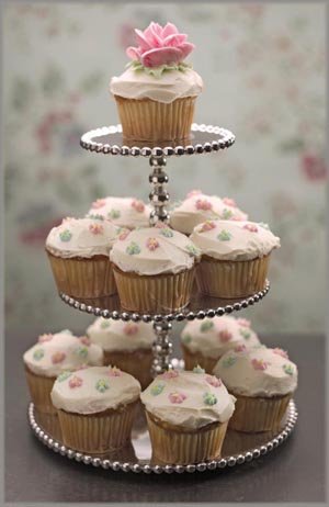 Mariposa Pearl Three-Tiered Cupcake Server