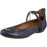 Miz Mooz Womens Dabney Flat