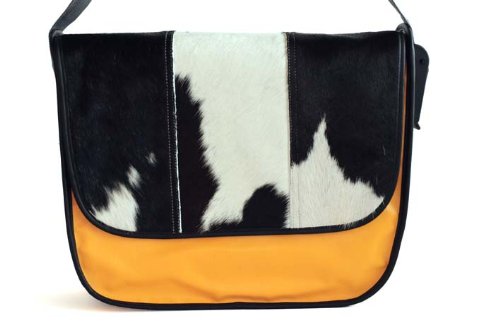 Messenger Bag BIG PROVOKED (E3113) mit Kuhfell: schwarz & LKW-Plane: hellorange, 38x30 cm