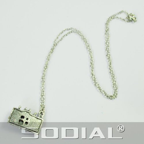 SODIAL(R) Unique Vintage New Retro Camera Photographer Necklace - Red