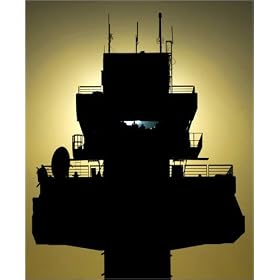 photographie Air traffic control tower est disperible en (L x H): 60 x 70 cm