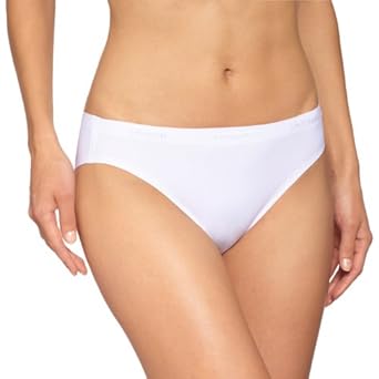 photo de femme en petite culotte