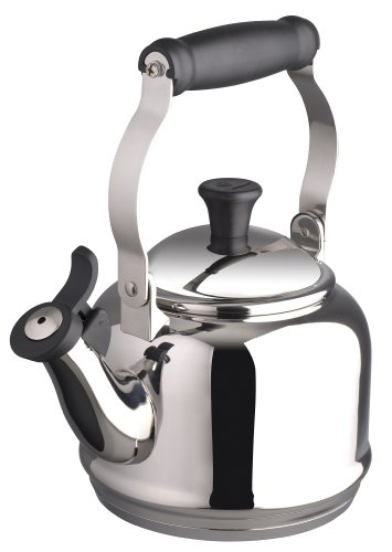 Le Creuset 1.25 Quart Tea Kettle