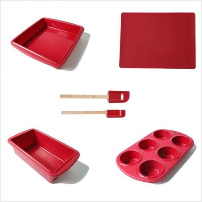 6 Piece Burgundy Bakeware Set