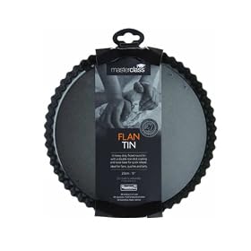 Master Class Non-Stick Fluted Loose Base Quiche Tin Round 23cm