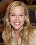 JULIE BENZ 8x10 COLOR PHOTO
