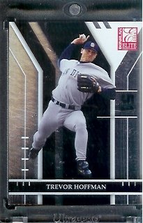 2004 Donruss Elite Extra Trevor Hoffman San Diego Padres Baseball Card #137 - Mint Condition - In Protective Display Case !