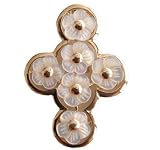 White Mother Of Pearl Four Point Vertical Bouquet Pendant, 14k Gold