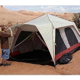 Black Pine Pinecrest 10 Person Tent