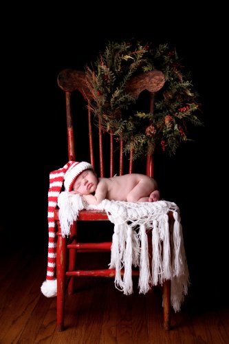 Melondipity Candy Cane Christmas Holiday Baby Hat - White, Red Beanie Stocking Cap with Pom-pom (Newborn, Infant)