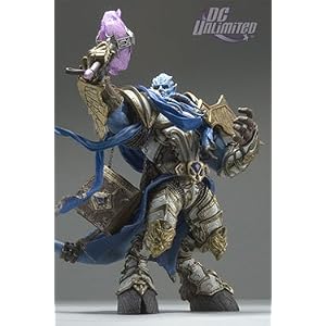 World of Warcraft 2: Draenei Paladin Deluxe Collector Figure by World of Warcraft