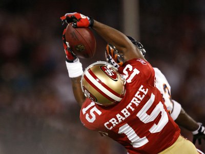 Bears 49ers Football: San Francisco, CA - Michael Crabtree Photographic Poster Print by Marcio Jose Sanchez, 24x18