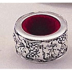 GRAPE WINE COLLAR - ANTIQUE SILVER GRAPE WINE COLLAR by Jaf Gifts