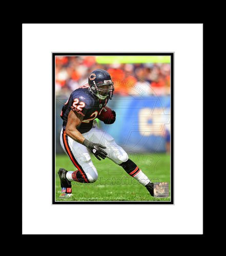 Chicago Bears Matt Forte 2011 Action Framed Picture 8x10
