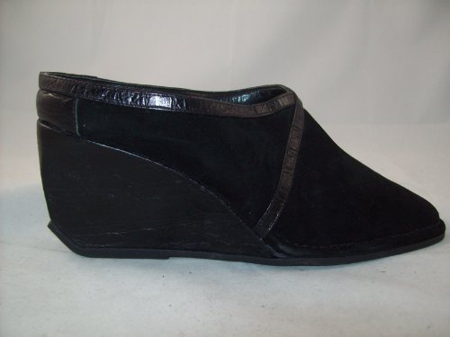 Vaneli Women's 'Leoline' Slide on Pumps