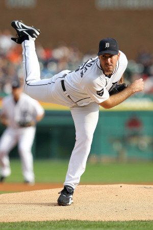 Texas Rangers v Detroit Tigers - Playoffs Game Five, Detroit, MI - October 13: Justin Verlander Photographic Poster Print by Leon Halip, 8x12