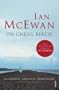 On Chesil Beach [Large Print]