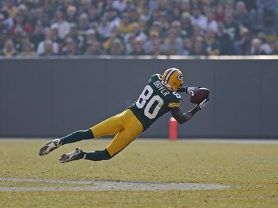 49ers Packers Football: Green Bay, WI - Donald Driver Photographic Poster Print by Matt Ludtke, 48x36