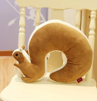 Jebell Creative U-shaped Neck Pillow Plush Toy Squirrel-designed Travel Neck Pillow Neck Brace (Brown)