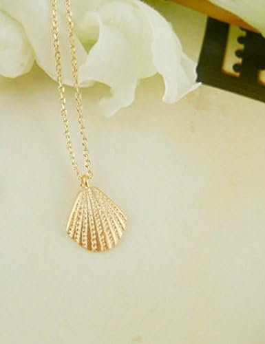 Gold Seashell Necklace, Tiny Seashell, Seashell Charm, Bridesmaid Gifts, Shell Necklace, Dainty Charm, Mermaid Necklace, Bridesmaid Gifts