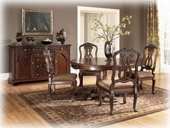Solid Wood Pedestal Table 4 Chairs
