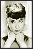 Produkt-Bild: Audrey Hepburn Poster und Holz-Rahmen - Sepia (d) (91 x 61cm)