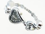 GU31 Wunderbare Damen Strassuhr Heartbeat Schwarzes Zifferblatt