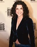 JULIANNA MARGULIES 16X20 COLOR PHOTO