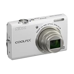 Nikon Coolpix S6200 Digitalkamera (16 Megapixel, 10-fach opt. Zoom, 6,7 cm (2,6 Zoll) Display, HD-Video, bildstabilisiert) wei�