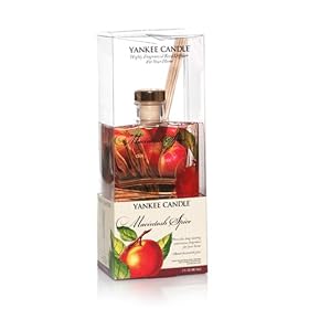Macintosh Spice 3oz Signature Reed Diffuser by Yankee Candle