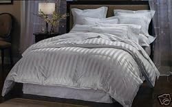 600 Thread Count Queen Siberian Goose Down Comforter 700FP, White