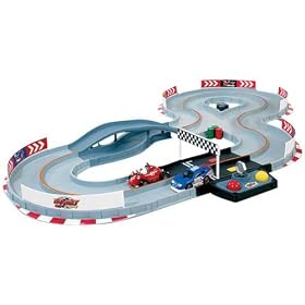 Roary the Racing Car Deluxe Silver Hatch Racetrack